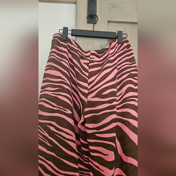 MICHAEL KORS Zebra Print Wide Leg Pants Tie Front Sheer Pants.Pink/brown. Size M - Picture 7 of 14